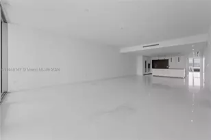 300 Biscayne Blvd, Miami, FL 33131 - Photo 18