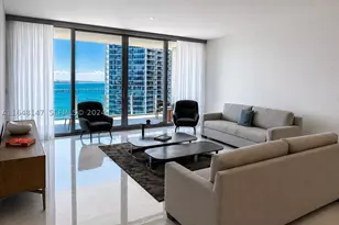 300 Biscayne Blvd, Miami, FL 33131 - Photo 2