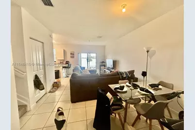 20626 NE 5th #20626, Miami, FL 33179 - Photo 4