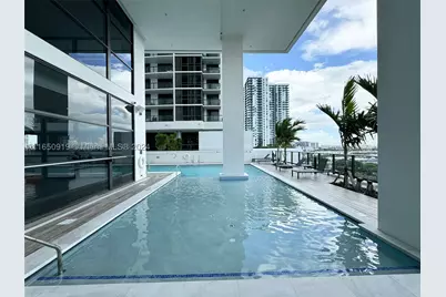 1642 NE 1st #2409, Miami, FL 33132 - Photo 4
