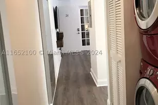 2615 Collins, Miami Beach, FL 33140 - Photo 8
