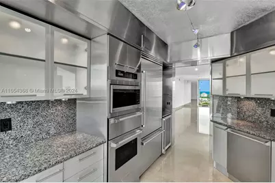 3370 Hidden Bay #2708, Aventura, FL 33180 - Photo 24