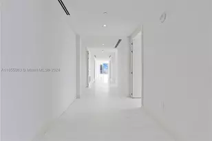 300 Biscayne Blvd, Miami, FL 33131 - Photo 22
