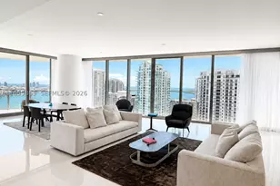 300 Biscayne Blvd, Miami, FL 33131 - Photo 2