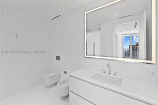 300 Biscayne Blvd, Miami, FL 33131 - Photo 14
