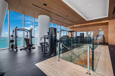 300 Biscayne Blvd #3201, Miami, FL 33131 - Photo 40