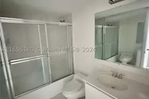 5555 Collins, Miami Beach, FL 33140 - Photo 26