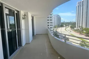 5555 Collins, Miami Beach, FL 33140 - Photo 1