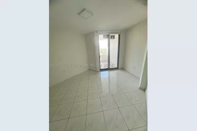 5555 Collins #8Z, Miami Beach, FL 33140 - Photo 12
