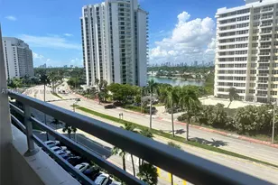 5555 Collins, Miami Beach, FL 33140 - Photo 2