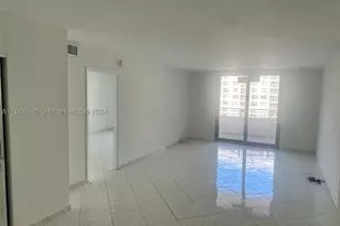 5555 Collins, Miami Beach, FL 33140 - Photo 10