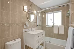 1910 N Hibiscus, North Miami, FL 33181 - Photo 34