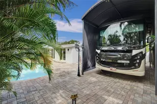 1910 N Hibiscus, North Miami, FL 33181 - Photo 4
