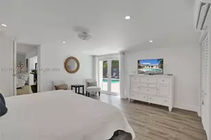 1910 N Hibiscus, North Miami, FL 33181 - Photo 20
