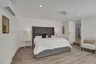 1910 N Hibiscus, North Miami, FL 33181 - Photo 28