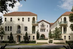 504 Malaga, Coral Gables, FL 33134 - Photo 1