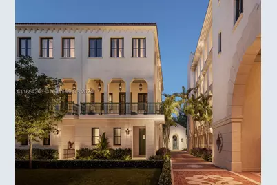 504 Malaga #T14, Coral Gables, FL 33134 - Photo 6