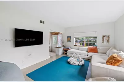 901 NE 16th, Fort Lauderdale, FL 33305 - Photo 6