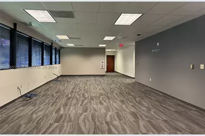 [Address not provided], Miami Lakes, FL 33016 - Photo 32