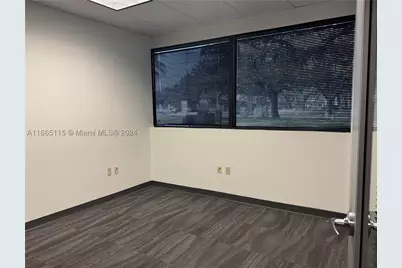 [Address not provided], Miami Lakes, FL 33016 - Photo 30