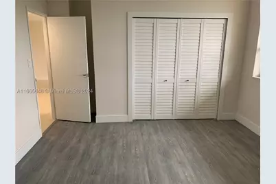10185 Collins #406, Bal Harbour, FL 33154 - Photo 8