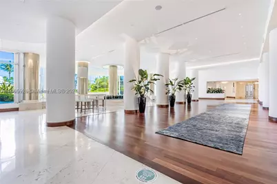 5161 Collins #405, Miami Beach, FL 33140 - Photo 6