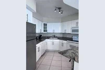 5161 Collins #405, Miami Beach, FL 33140 - Photo 18