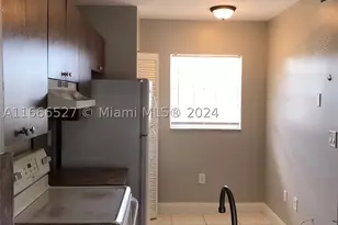 459 NE 210th Circle, Miami, FL 33179 - Photo 20