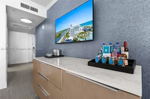 4401 Collins, Miami Beach, FL 33140 - Photo 16