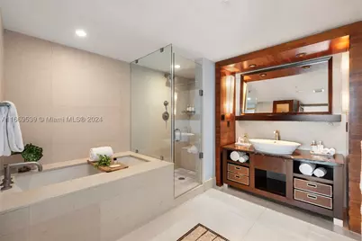 [Address not provided], Miami Beach, FL 33141 - Photo 18
