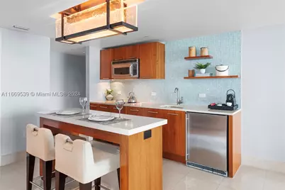 [Address not provided], Miami Beach, FL 33141 - Photo 10