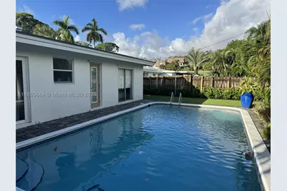 1427 NE 60th, Fort Lauderdale, FL 33334 - Photo 2