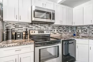 201 Van Buren, Hollywood, FL 33019 - Photo 12