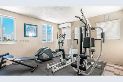 201 Van Buren #103, Hollywood, FL 33019 - Photo 18