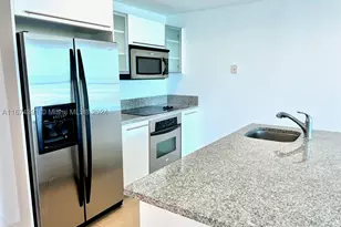 888 Biscayne, Miami, FL 33132 - Photo 6