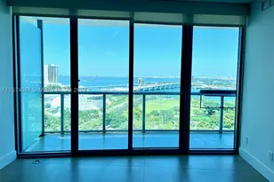 888 Biscayne, Miami, FL 33132 - Photo 4