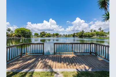 232 SW 7th, Hallandale Beach, FL 33009 - Photo 10