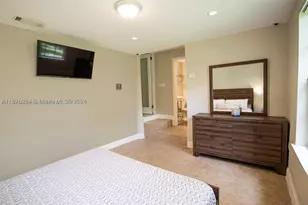 1531 Moffett, Hollywood, FL 33020 - Photo 16
