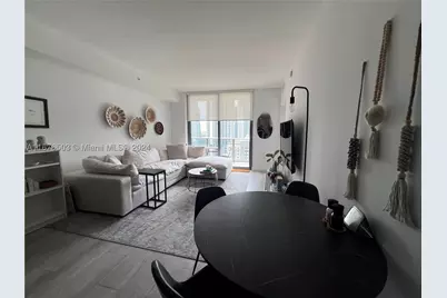 55 SW 9th #1604, Miami, FL 33130 - Photo 2