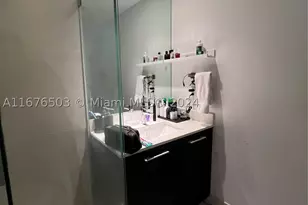 55 SW 9th, Miami, FL 33130 - Photo 12