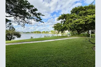 3405 NW 44th #104, Oakland Park, FL 33309 - Photo 10