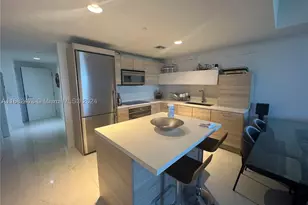 16385 Biscayne, North Miami Beach, FL 33160 - Photo 2