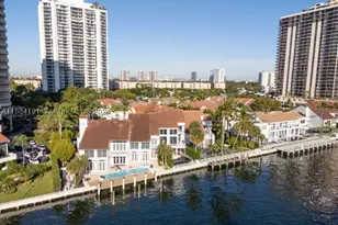 19555 NE 37th, Aventura, FL 33180 - Photo 24