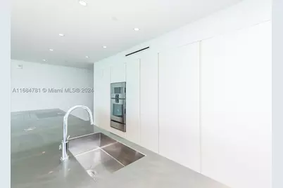 6901 Collins #701, Miami Beach, FL 33141 - Photo 18