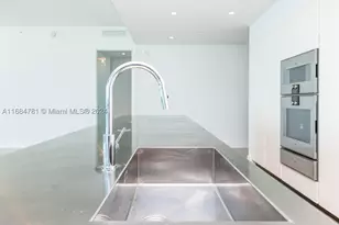 6901 Collins, Miami Beach, FL 33141 - Photo 16