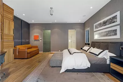 271 N Hibiscus, Miami Beach, FL 33139 - Photo 16