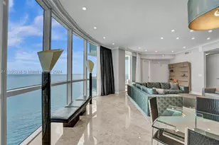 18101 Collins, Sunny Isles Beach, FL 33160 - Photo 22