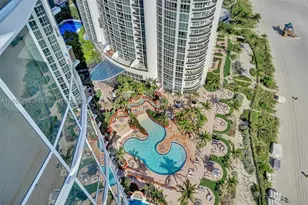 18101 Collins, Sunny Isles Beach, FL 33160 - Photo 52