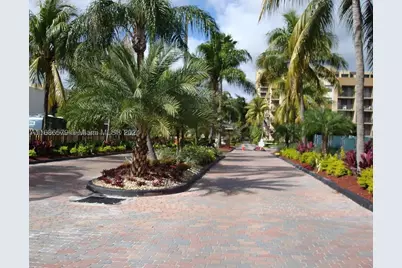 1470 NE 123rd #A902, North Miami, FL 33161 - Photo 2