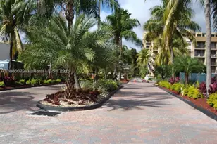1470 NE 123rd, North Miami, FL 33161 - Photo 2